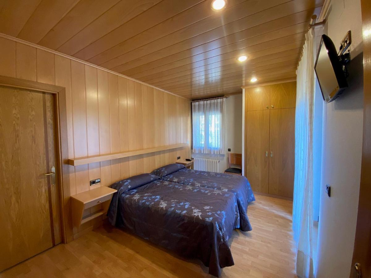 Hotel Sant Antoni Рибес де Фресер Екстериор снимка