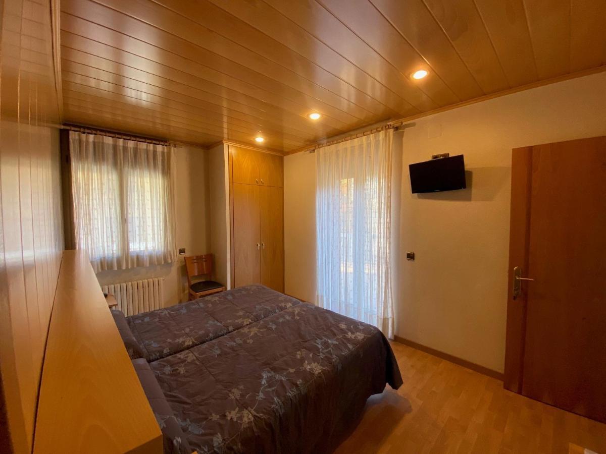 Hotel Sant Antoni Рибес де Фресер Екстериор снимка