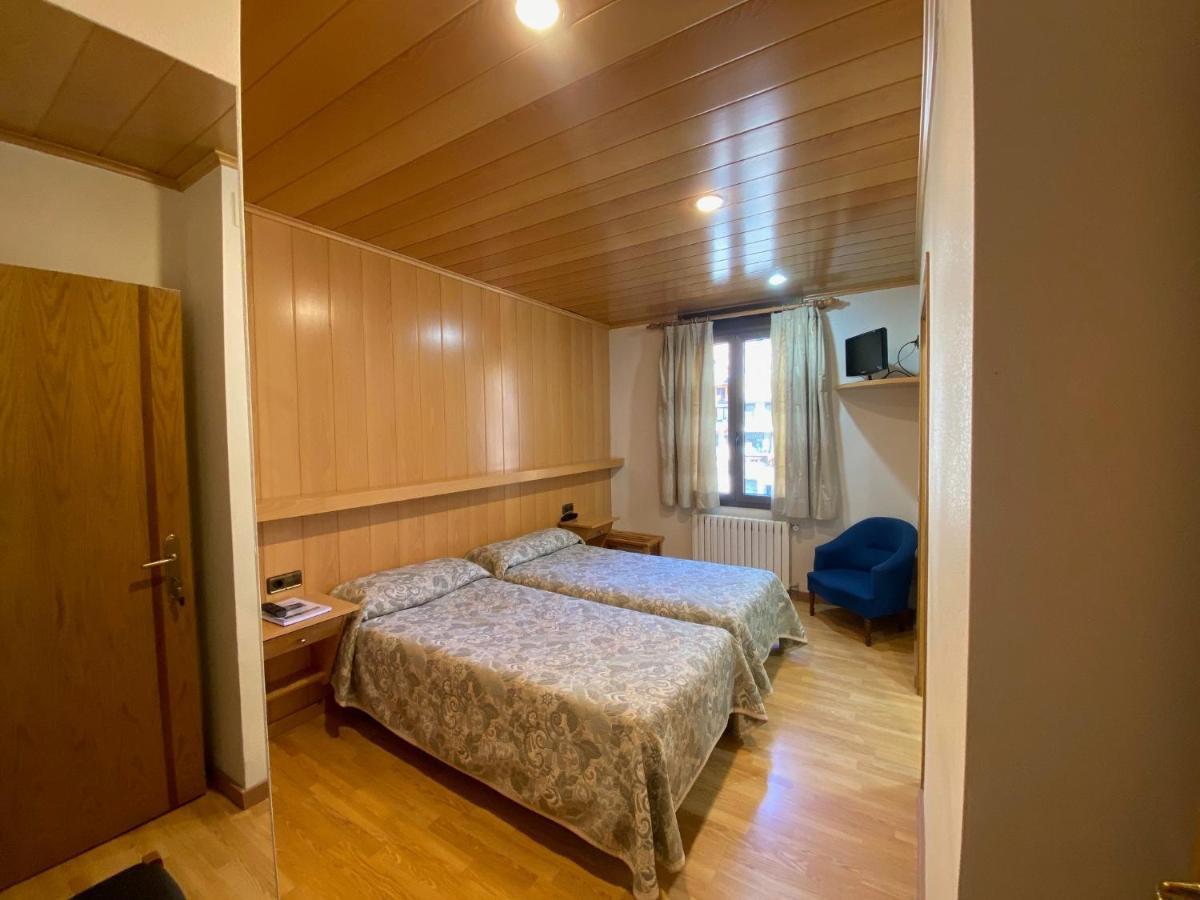 Hotel Sant Antoni Рибес де Фресер Екстериор снимка