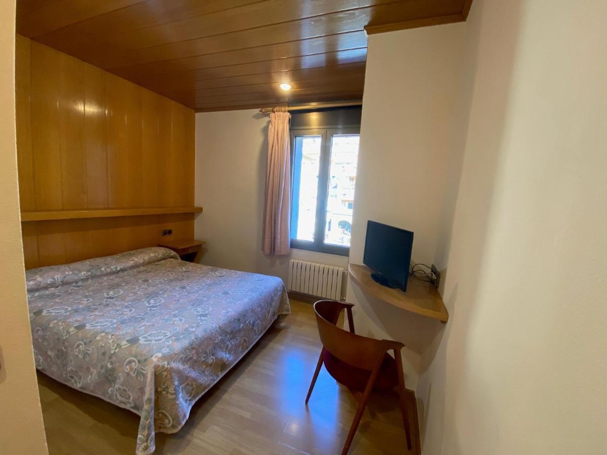 Hotel Sant Antoni Рибес де Фресер Екстериор снимка