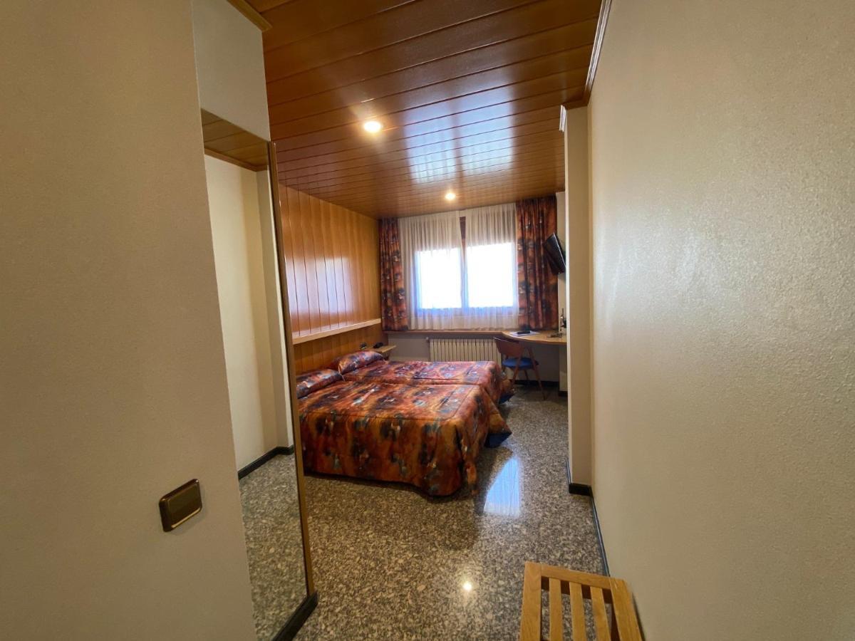 Hotel Sant Antoni Рибес де Фресер Екстериор снимка