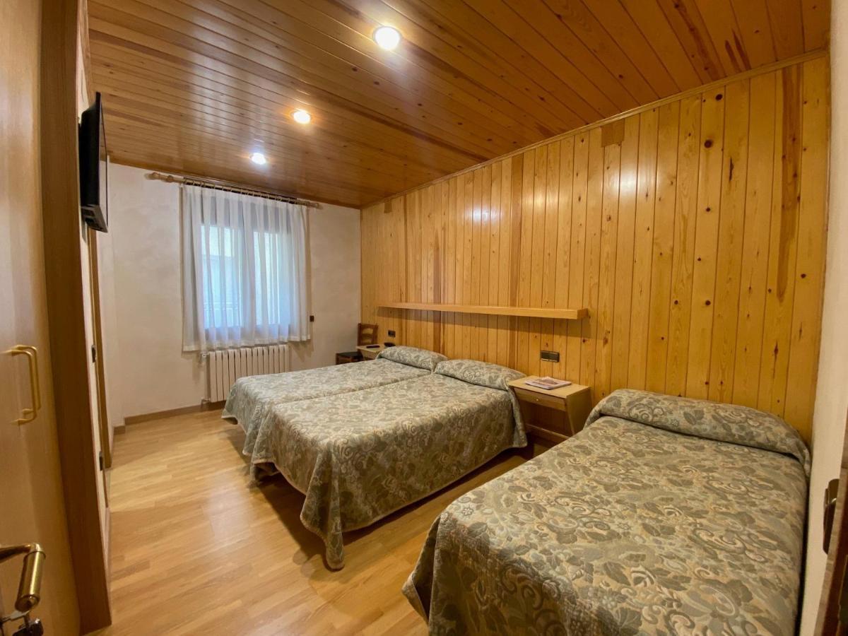 Hotel Sant Antoni Рибес де Фресер Екстериор снимка
